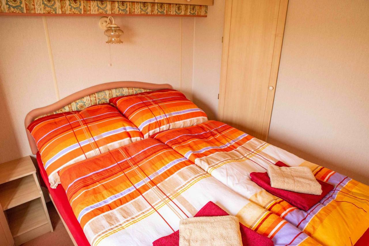 Hotel Mobilheimy Dlouhá Míle Rozmital pod Tremsinem Esterno foto